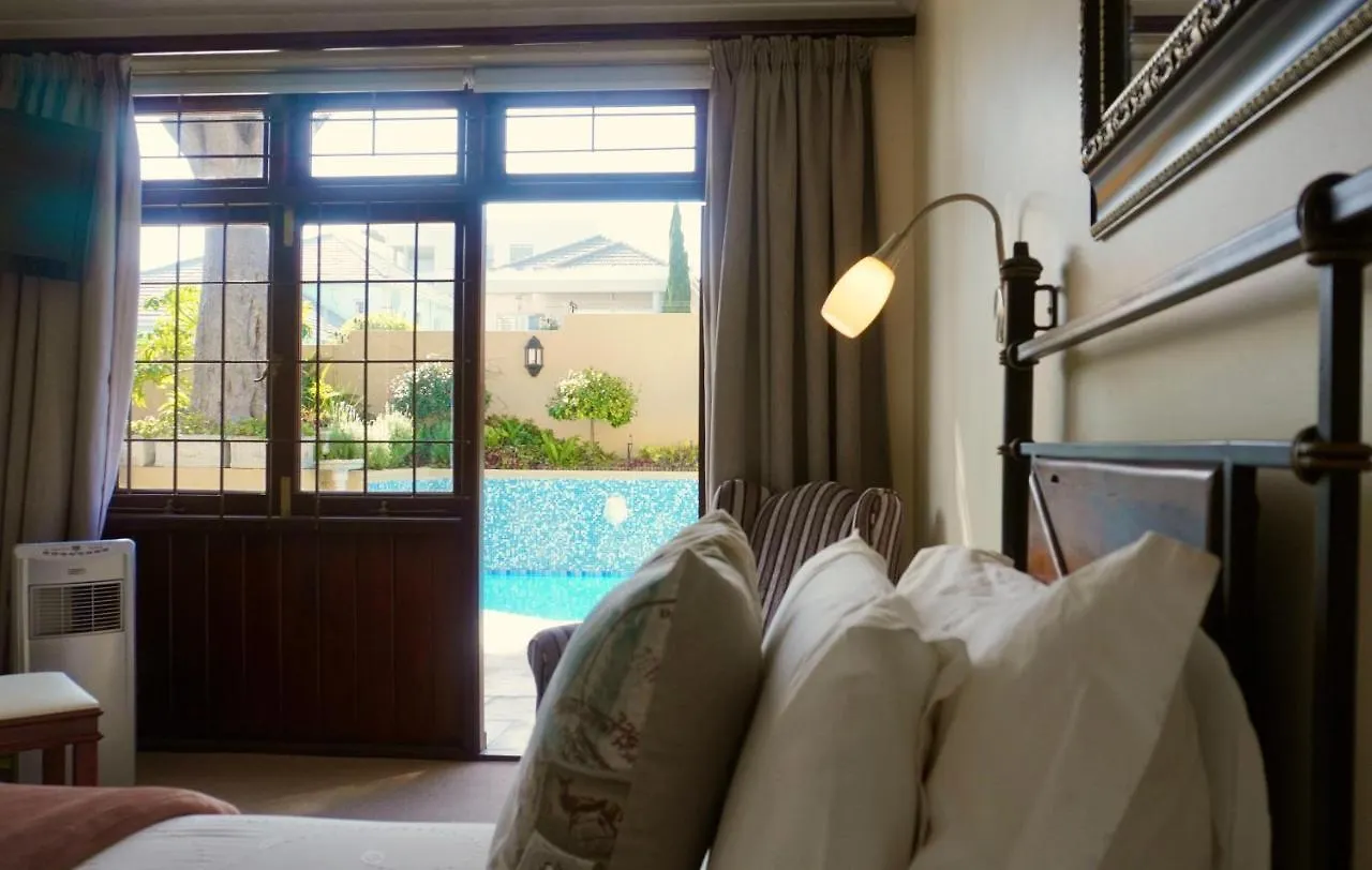 Sundown Manor Guest House Le Cap Couette-café