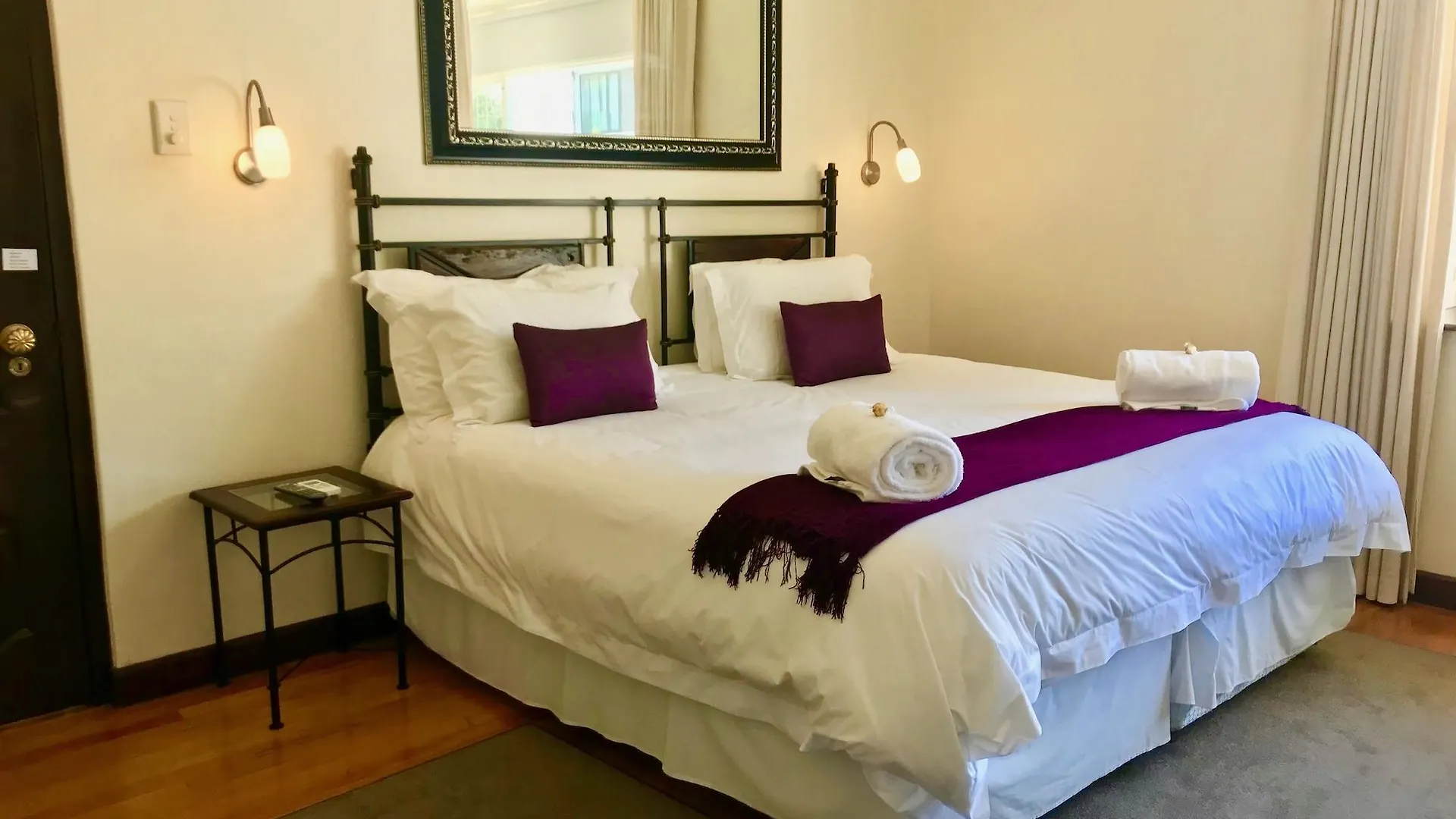 Sundown Manor Guest House Cape Town